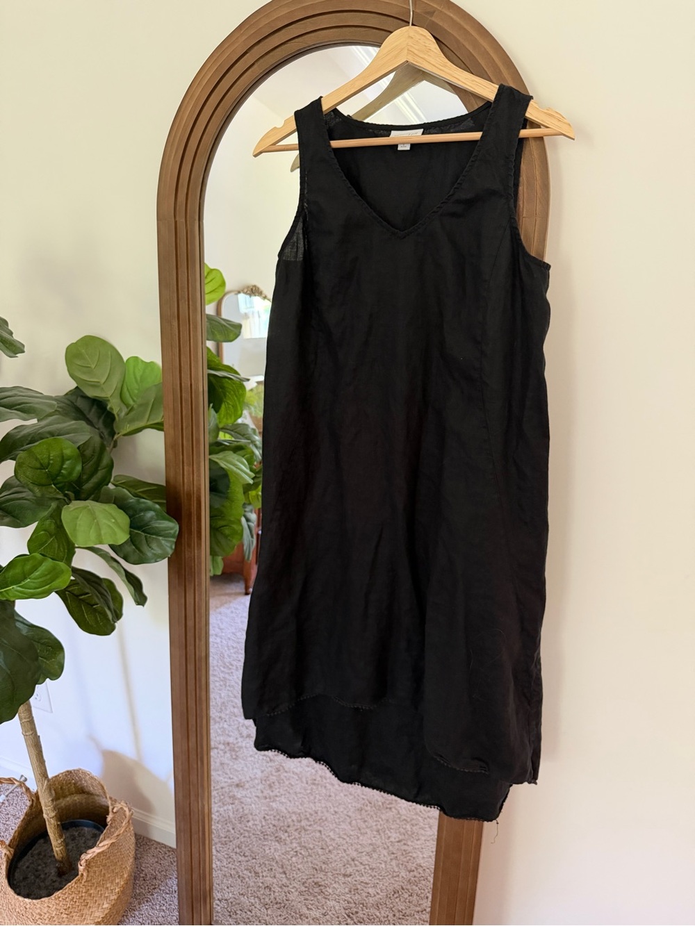 Black Sleeveless V-Neck Linen Women's Dress